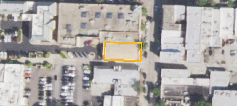215 Main St