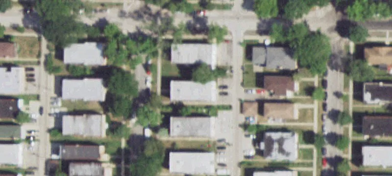 8951 Luna Ave