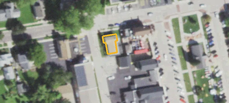 202 Barrington Ave