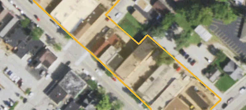 206 Main St
