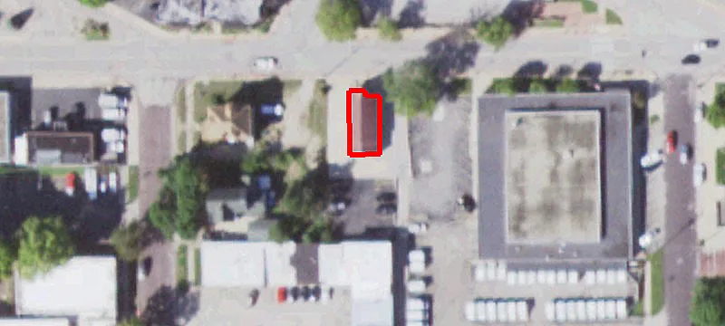 506 Broadway St