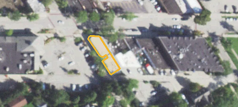 584 Roger Williams Ave
