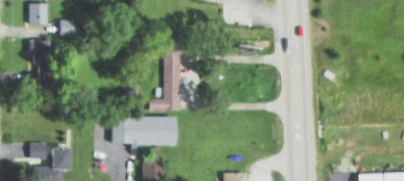 1596 Main St