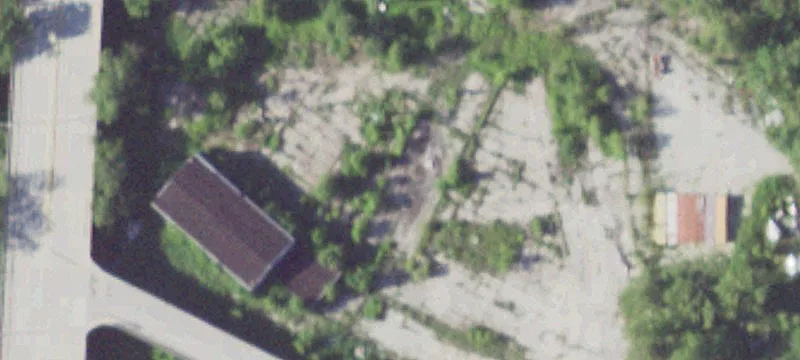 800 Riverside Dr