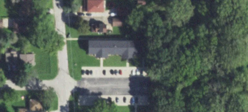 1045 Park Ave