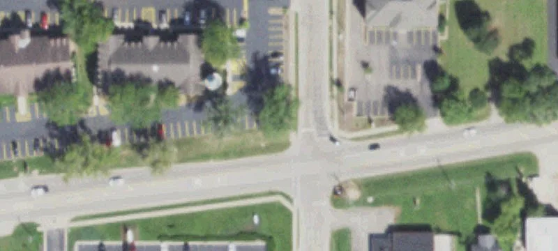 2000 Larkin Ave Ste, Unit 305