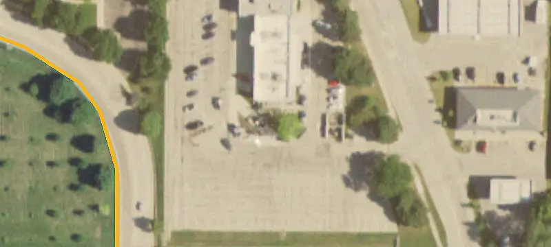 5555 Grand Ave