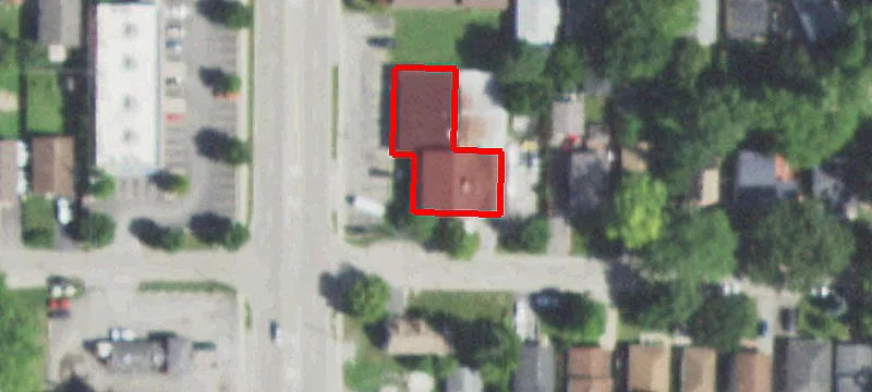 1021 Cedar Lk Rd