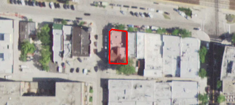 105-09 Park Ave