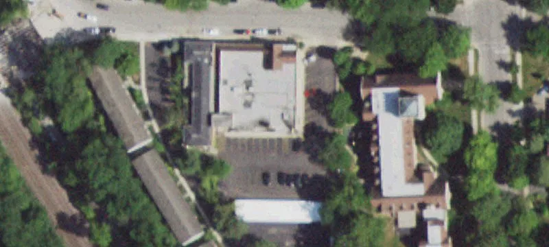 700 Oak St