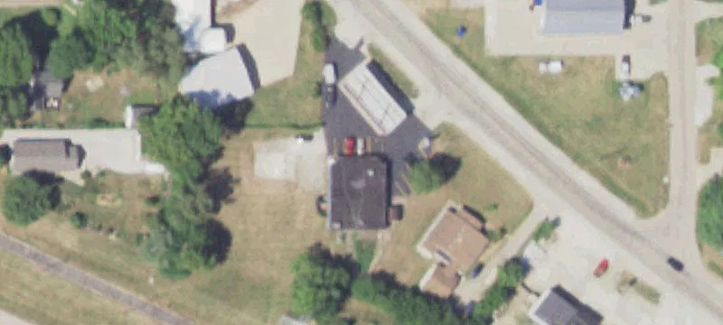 3322 Mdw Ave