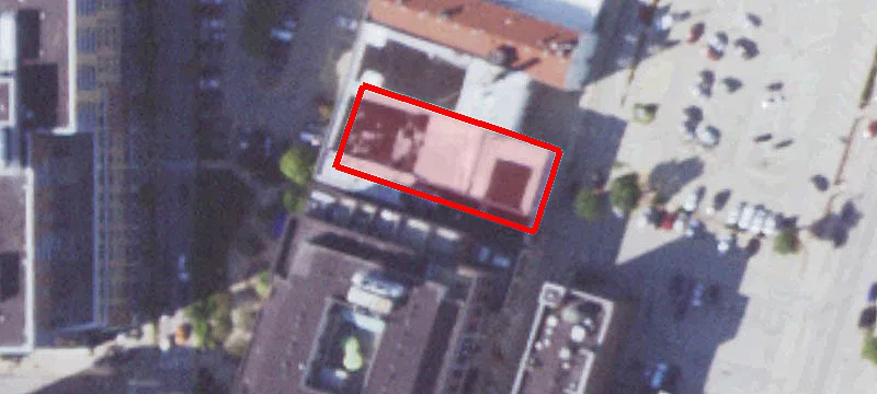 320 Neil St
