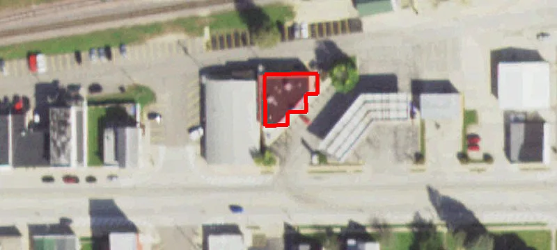 411 Main St