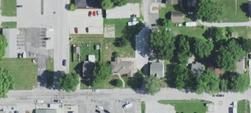 216 Illinois St