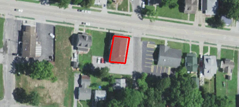 702 Main St