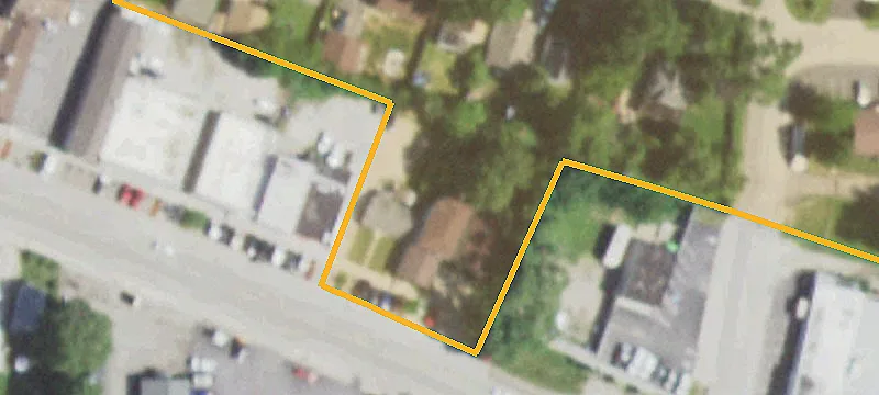 396 Main St