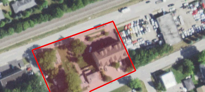 851 Main St