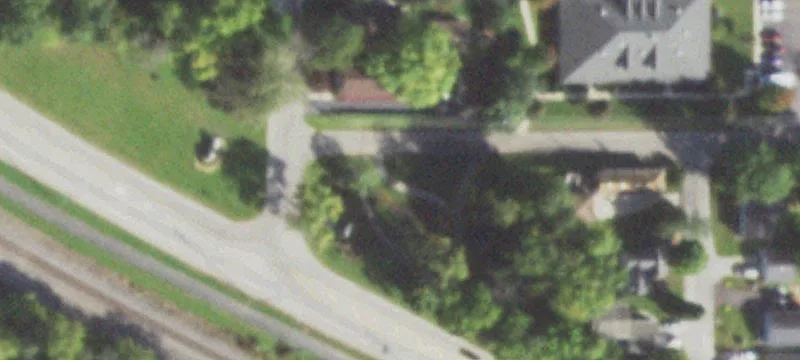 25 Rose Ave