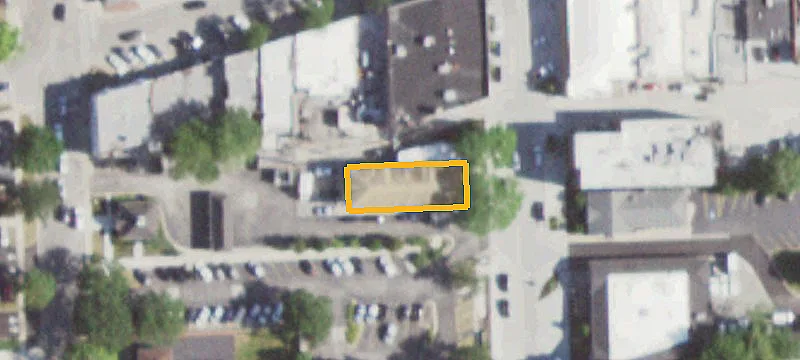 4472 Lawn Ave