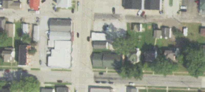 320 Main St