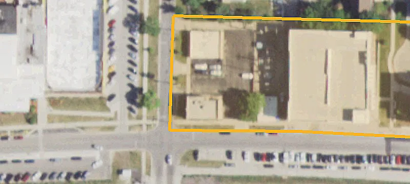 105 Maple Ave