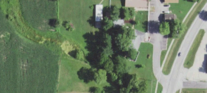 402 Maple St