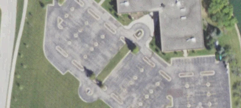 495 Cmns Dr