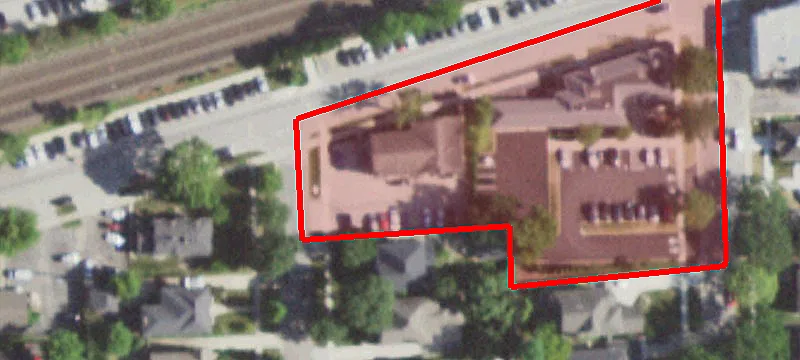 1023 Burlington Ave