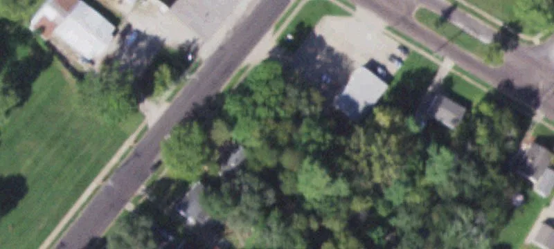 808 Lincoln Rd