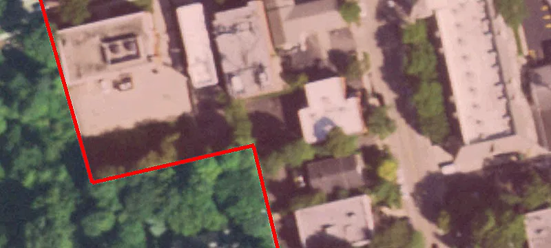 582 Oakwood Ave
