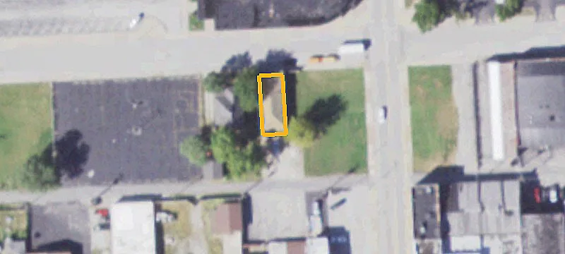 16 Lorena Ave