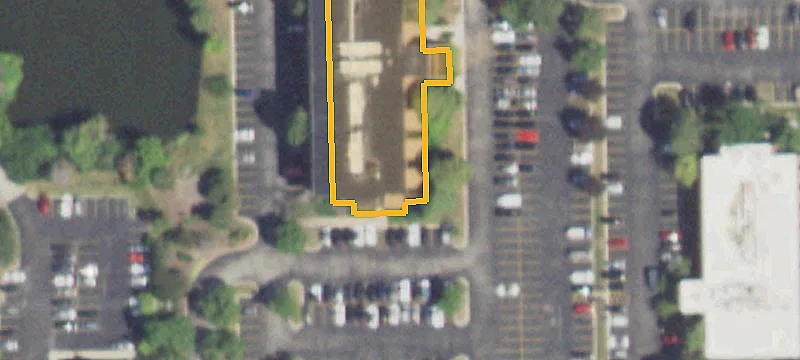 800 Roosevelt Rd