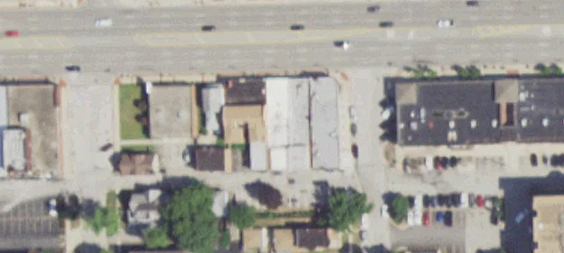 9456 Raymond Ave
