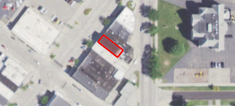 69 Ayer St