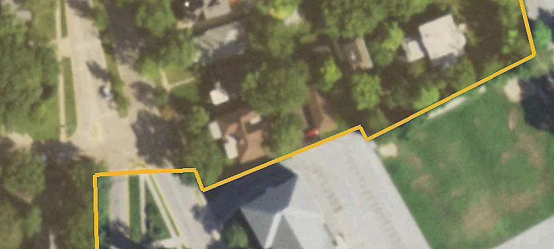 111 Woodside Rd