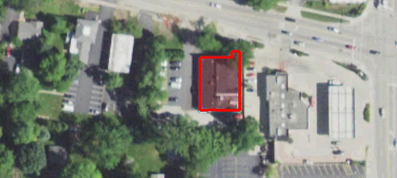 33 Maple Ave