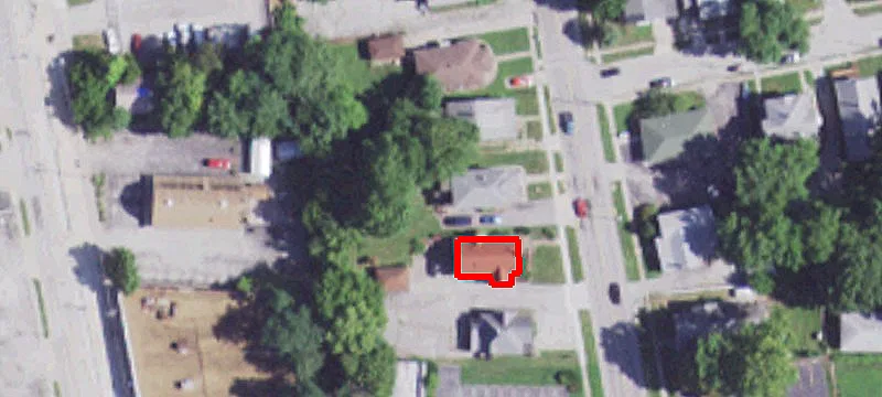 1734 Main St
