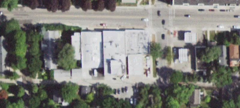 3006 Central St