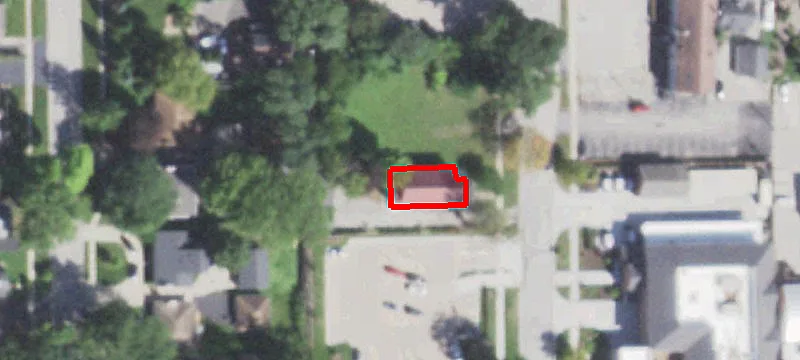 216 Oak Ave