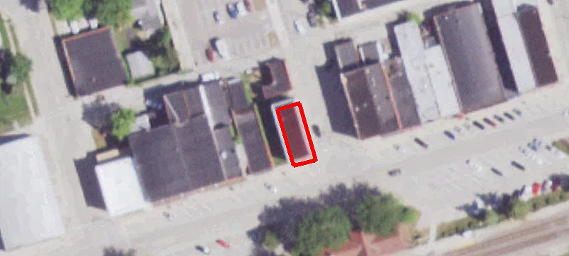 100 Main St