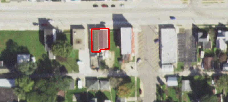 502 Main St