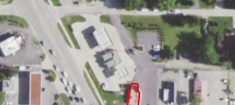 3 Waukegan Rd