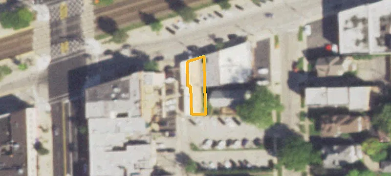 16 Burlington Ave