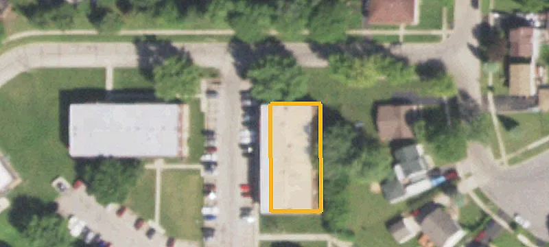 2440 Leslie Ln