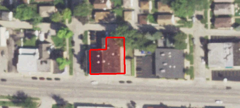 9760 Grand Ave