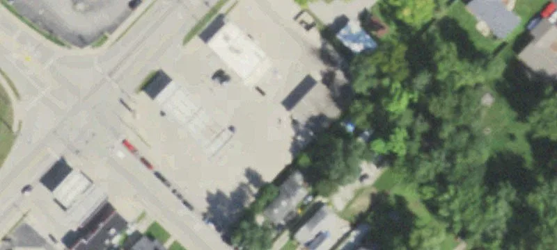 318 Main St