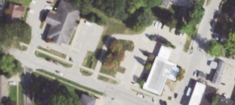 306 Main St