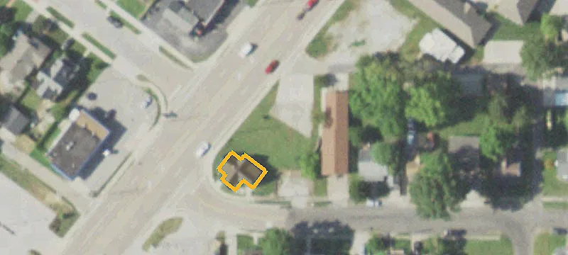 806 Vandalia St