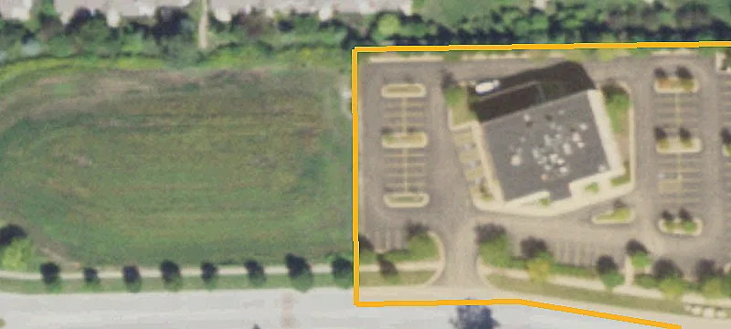 2631 Williamsburg Ave, Unit 3B