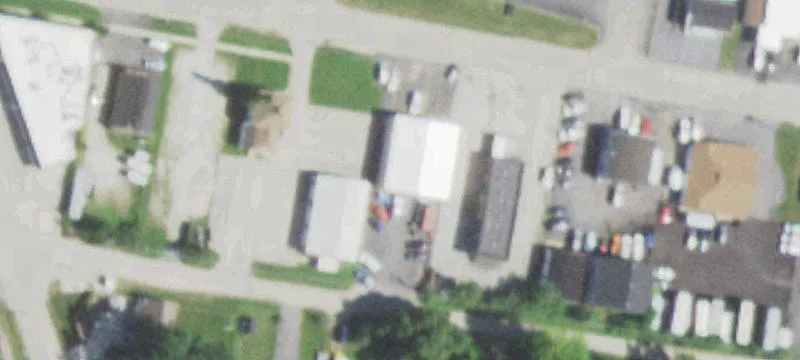 211 Lk Ave